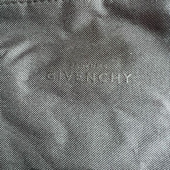 GIVENCHY Perfums Duffle Bag - Picture 11 of 11
